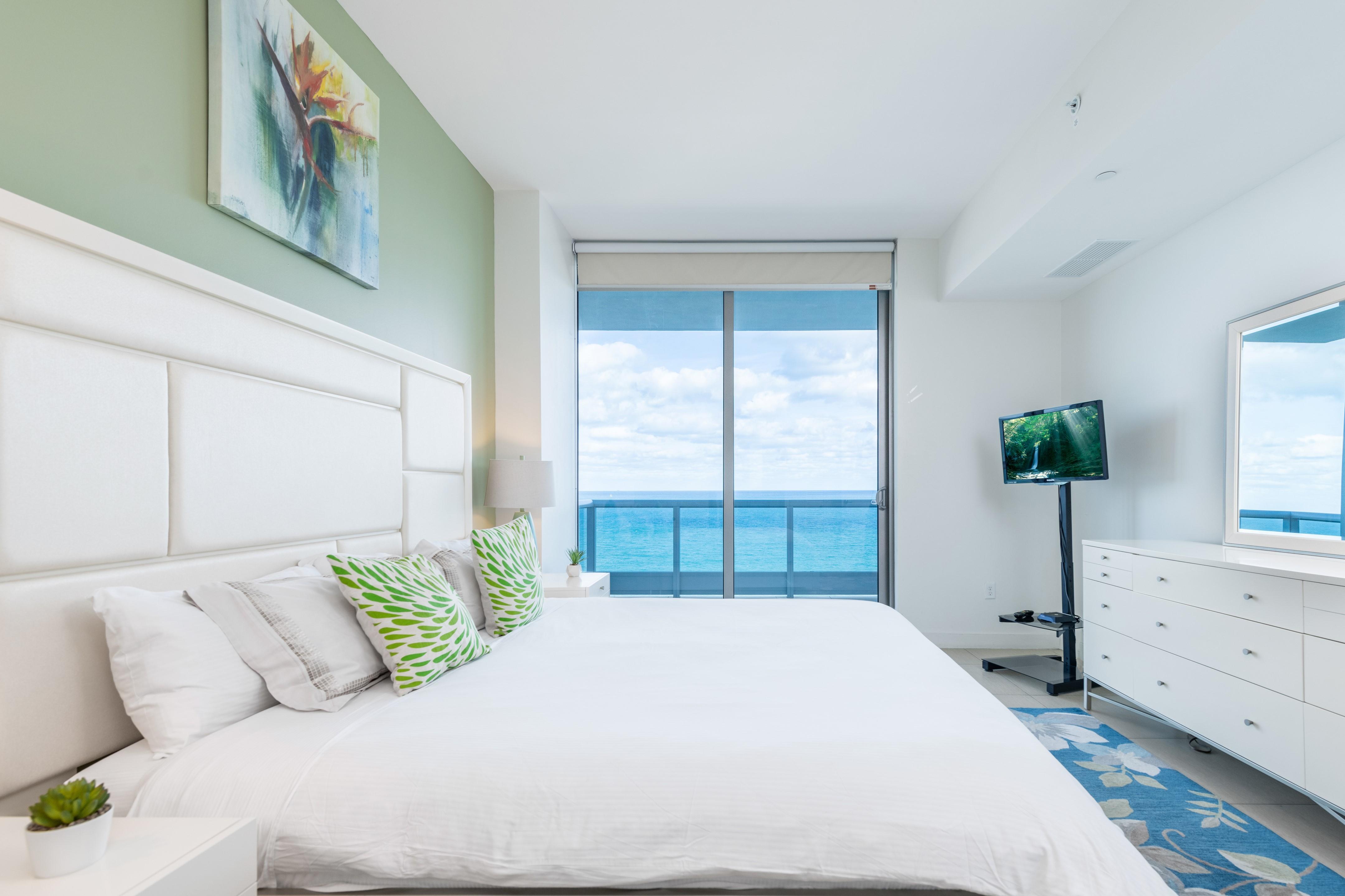 Churchill Suites Monte Carlo Майами-Бич Экстерьер фото