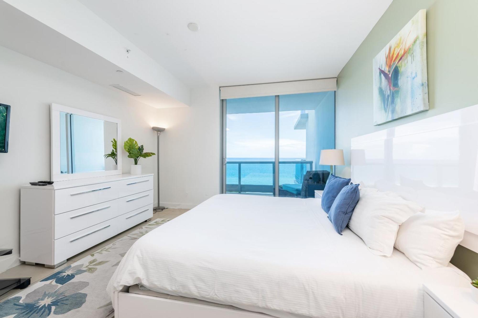 Churchill Suites Monte Carlo Майами-Бич Номер фото